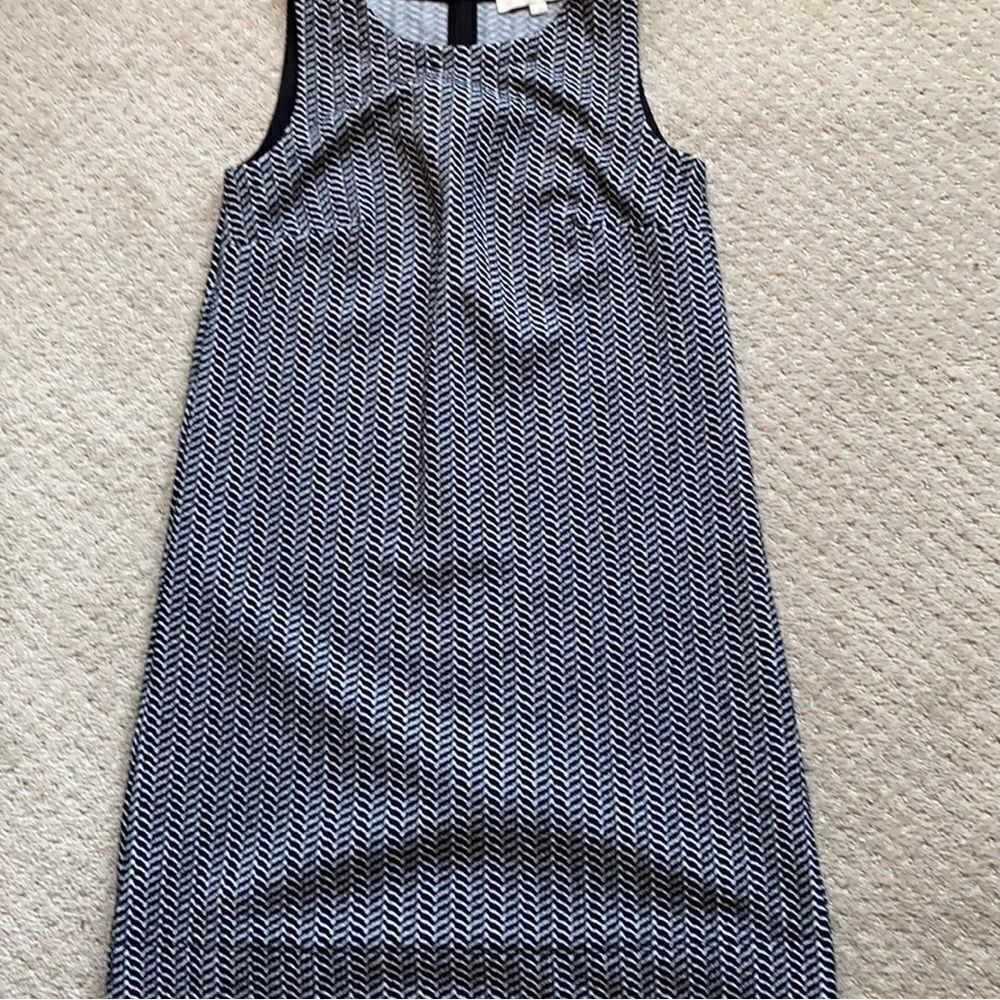 LOFT Black & White Herringbone Sleeveless Dress – Size XS – Excellent Condition